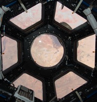 cupola_iss_open_shutters_middle_crop